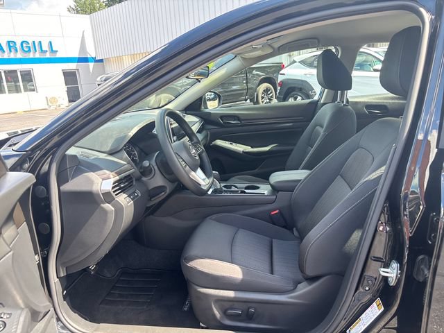 Used 2026 Nissan Altima 2.5 SV FWD image 11