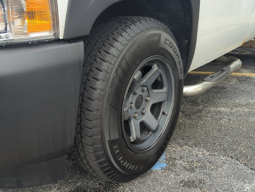 Used 2013 Chevrolet Silverado 1500 W/T RWD image 9
