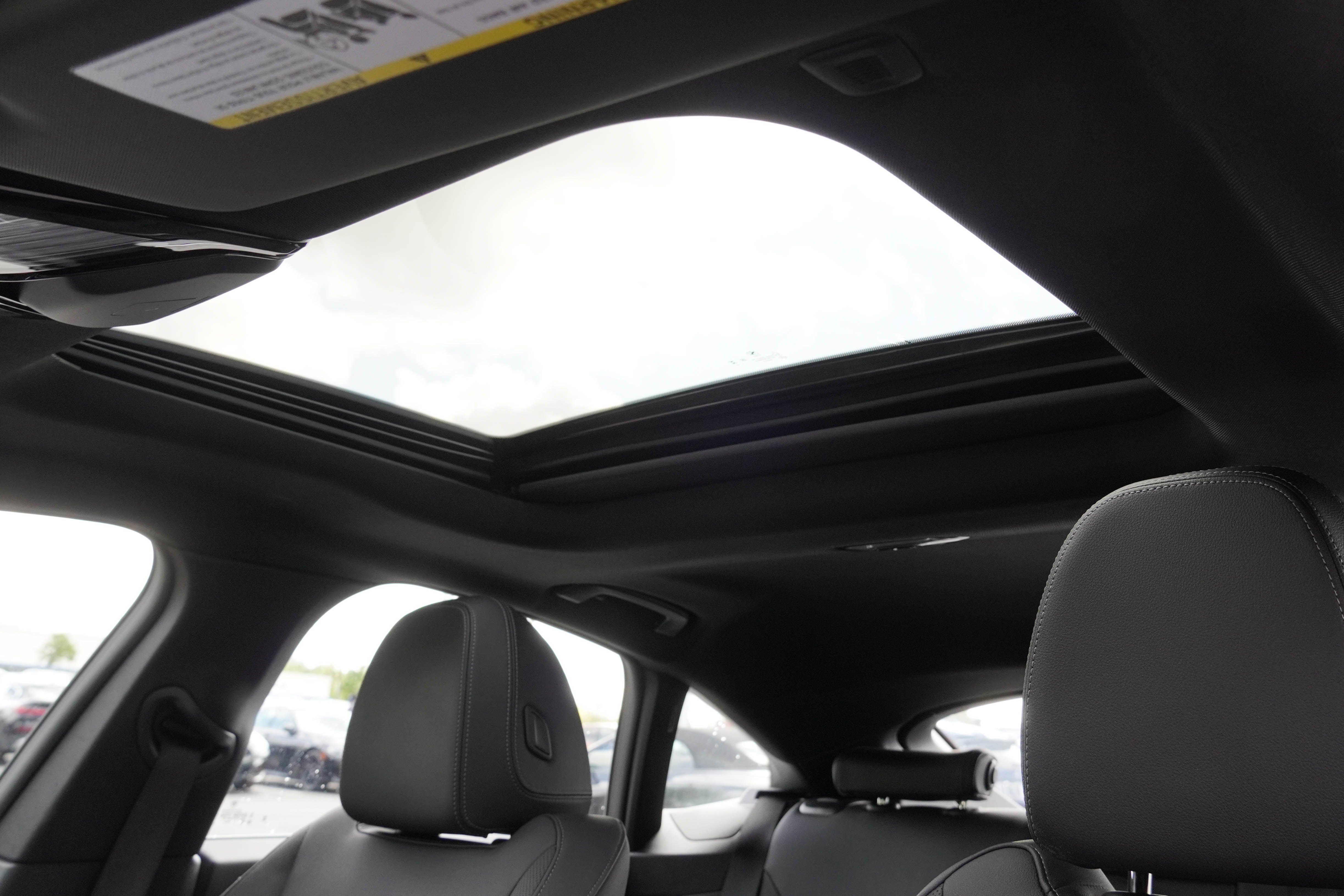 Used 2025 BMW 430i w/ Premium Package image 14