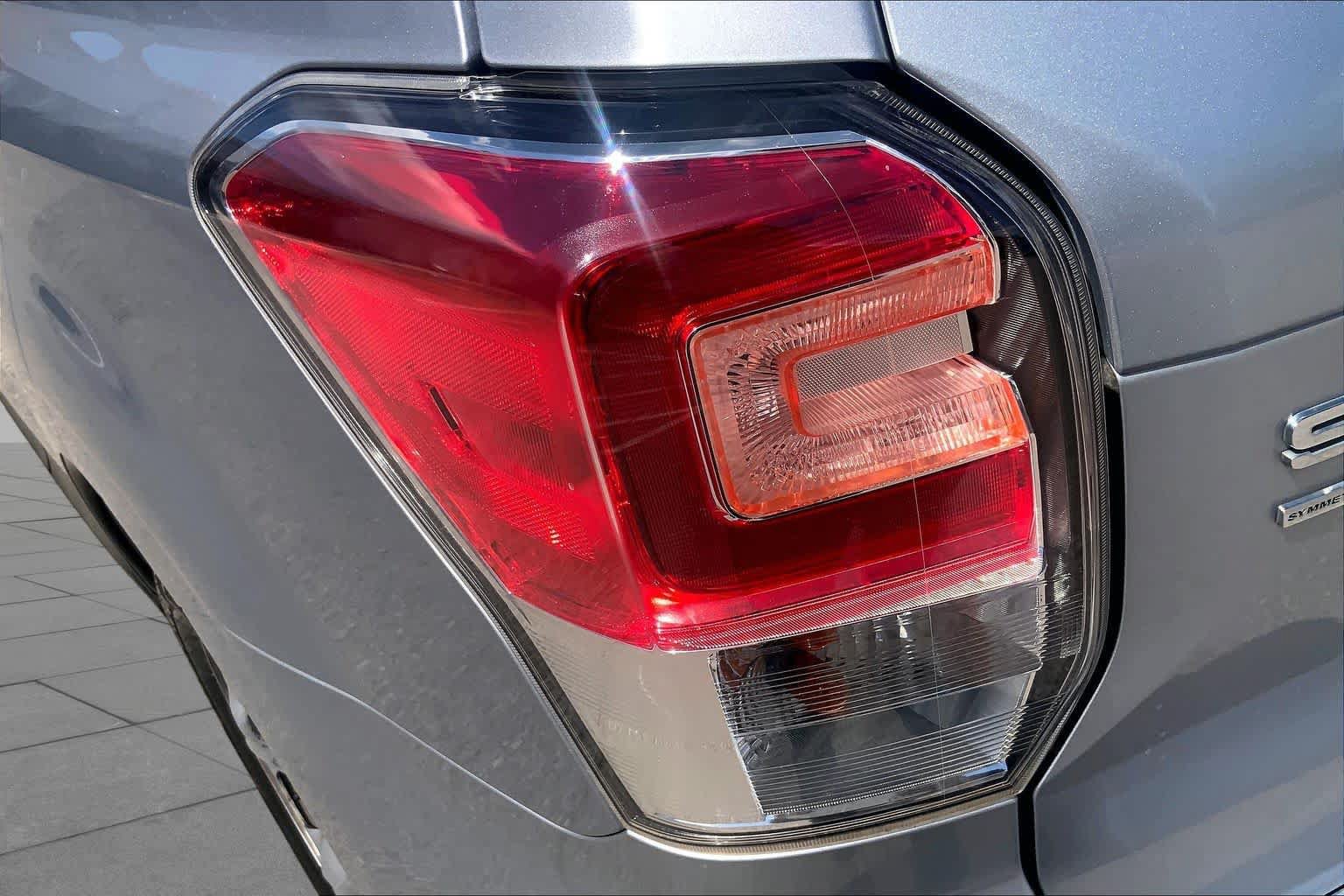 Used 2018 Subaru Forester 2.5i AWD/4WD image 27