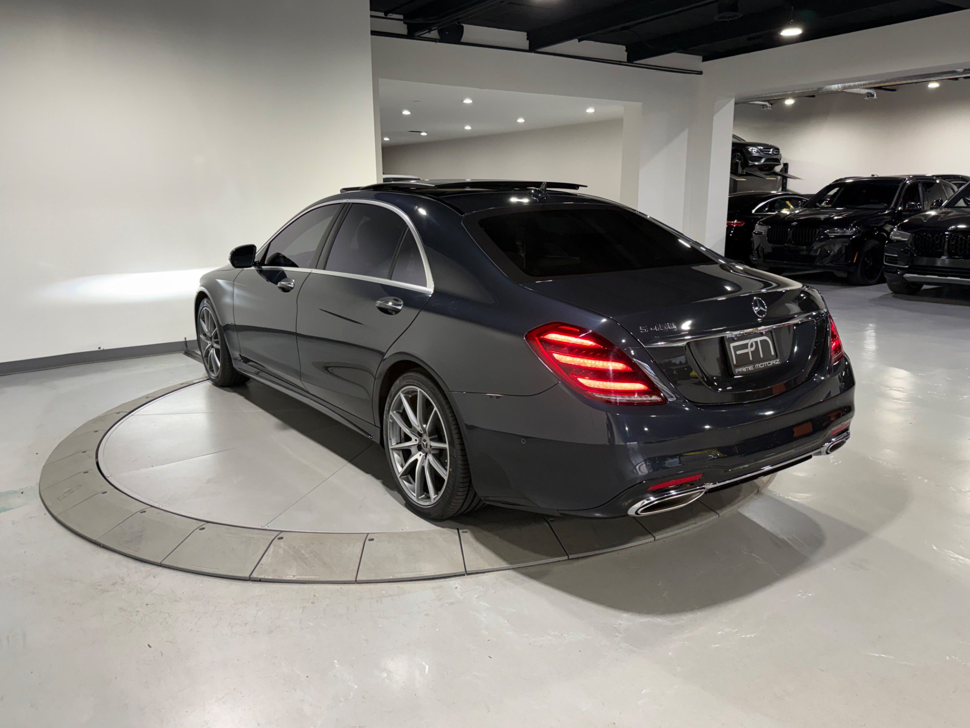 Used 2018 Mercedes-Benz S 450 Sedan image 9