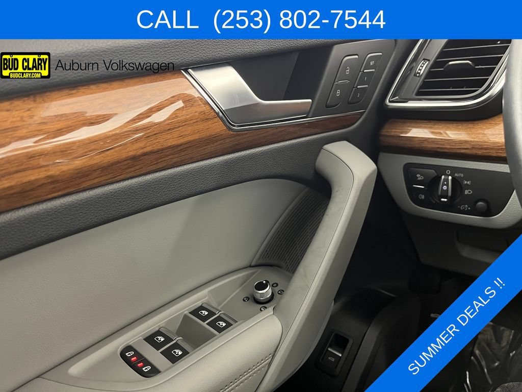 Used 2023 Audi Q5 2.0T Premium Plus w/ Premium Plus Package AWD/4WD image 23