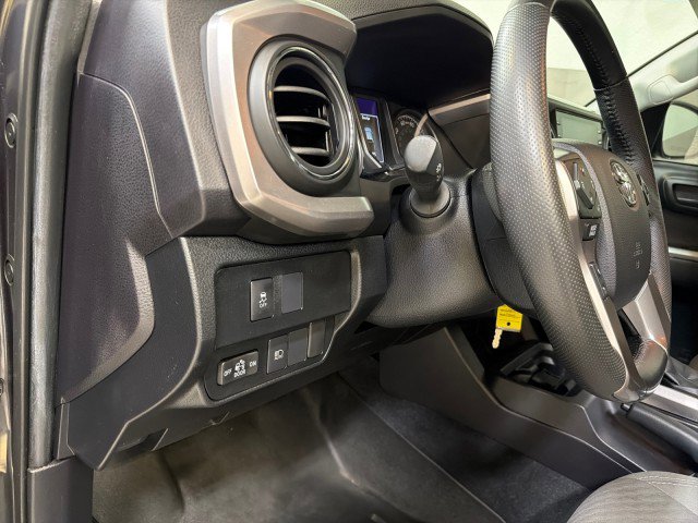 Used 2022 Toyota Tacoma SR5 w/ Technology Package image 20
