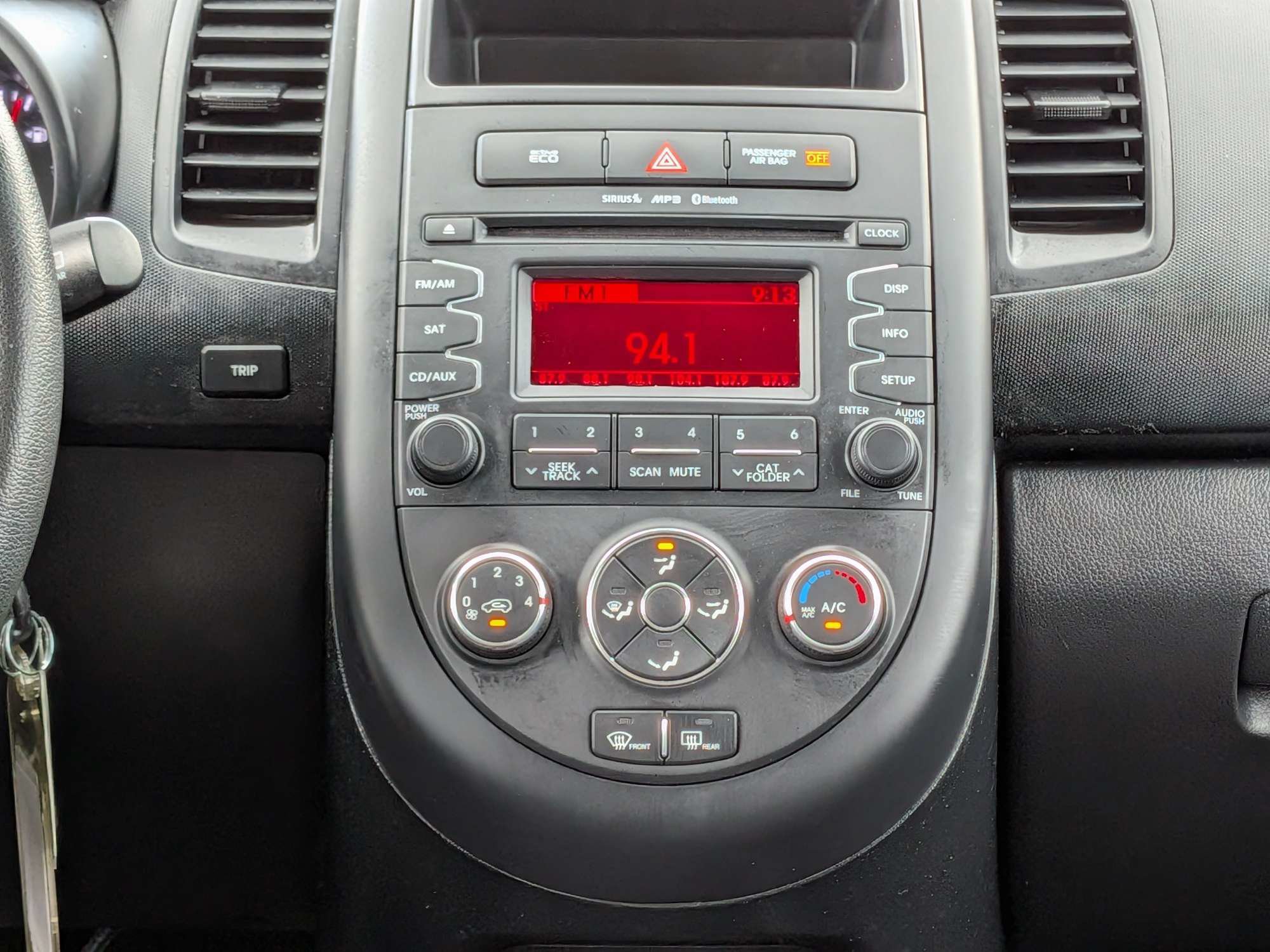Used 2012 Kia Soul FWD image 21