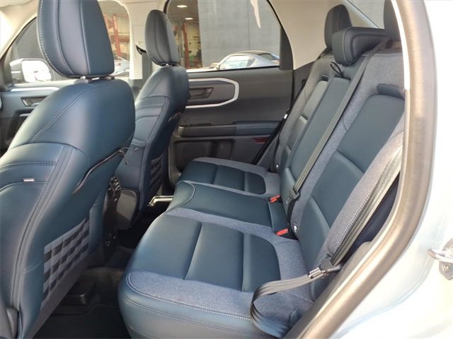 Used 2022 Ford Bronco Sport Outer Banks image 14