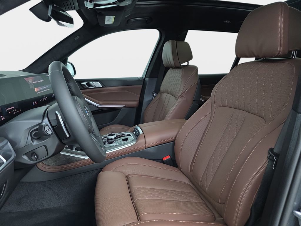 New 2026 BMW X7 xDrive40i w/ Executive Package image 16