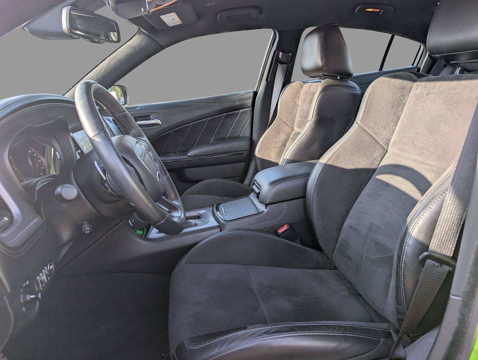 Used 2023 Dodge Charger R/T w/ Plus Group RWD image 16