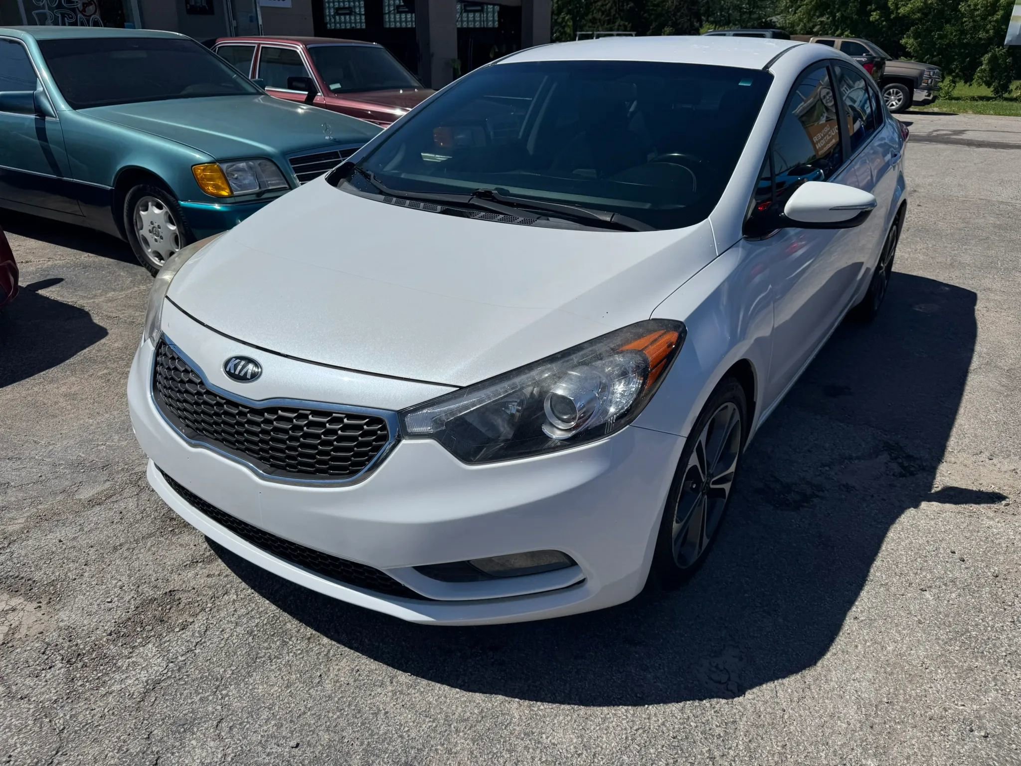 Used 2016 Kia Forte EX FWD image 2