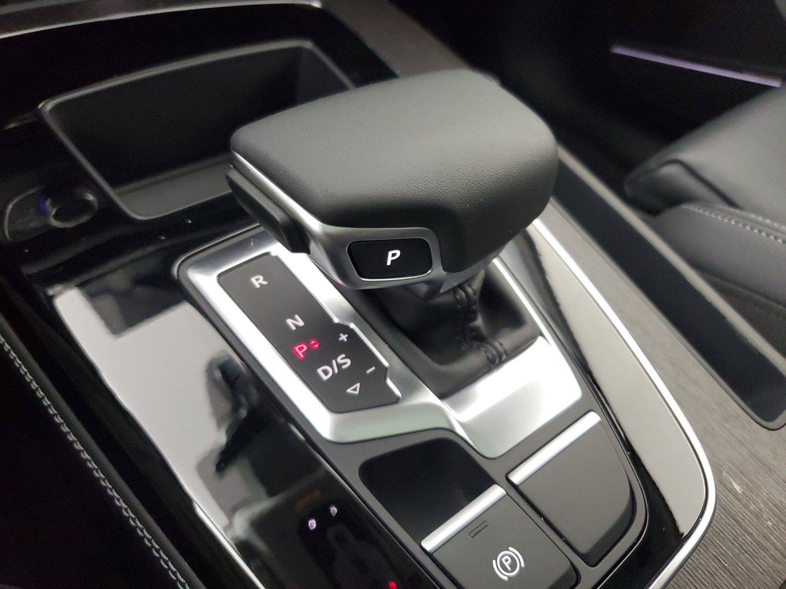 Used 2024 Audi Q5 2.0T Premium Plus AWD/4WD image 30
