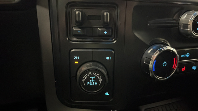 Used 2025 Ford F150 XLT w/ Equipment Group 302A MID AWD/4WD image 39