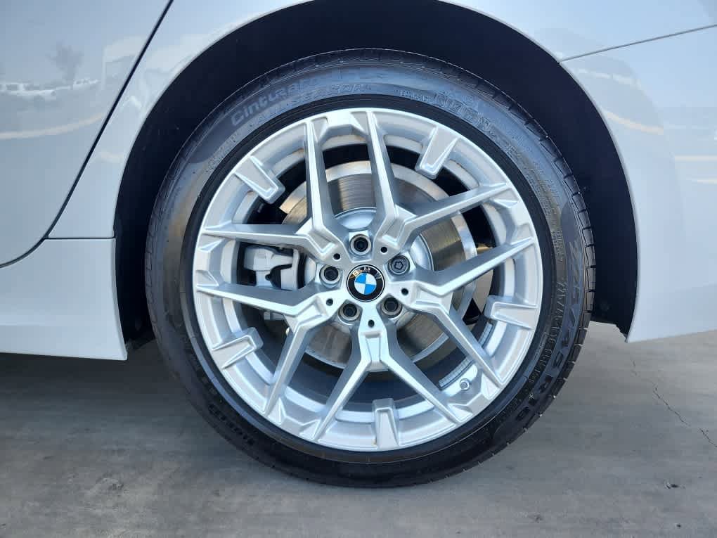 Used 2025 BMW 330i Sedan RWD image 9