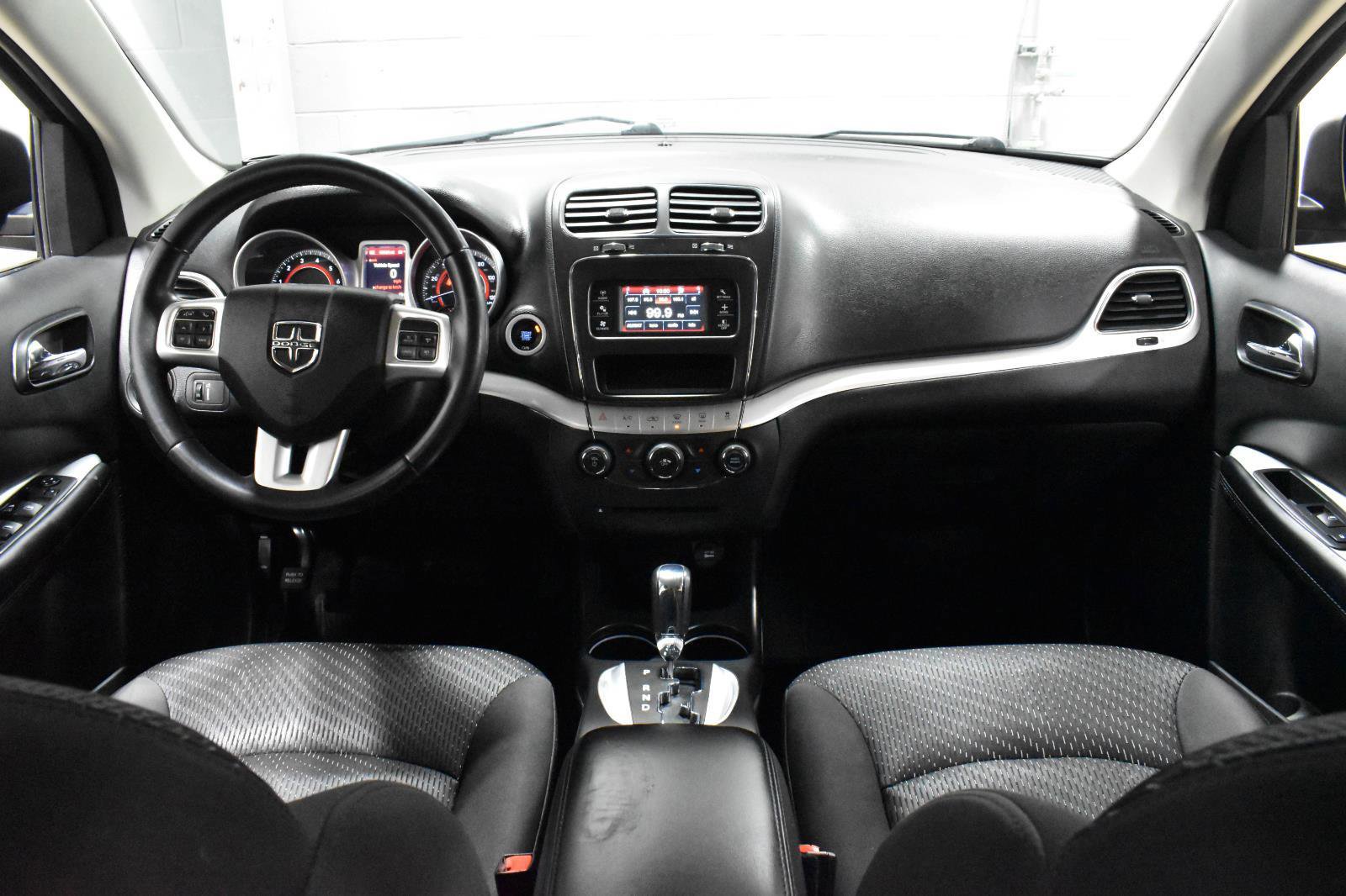 Used 2018 Dodge Journey SE w/ Popular Equipment Group image 6