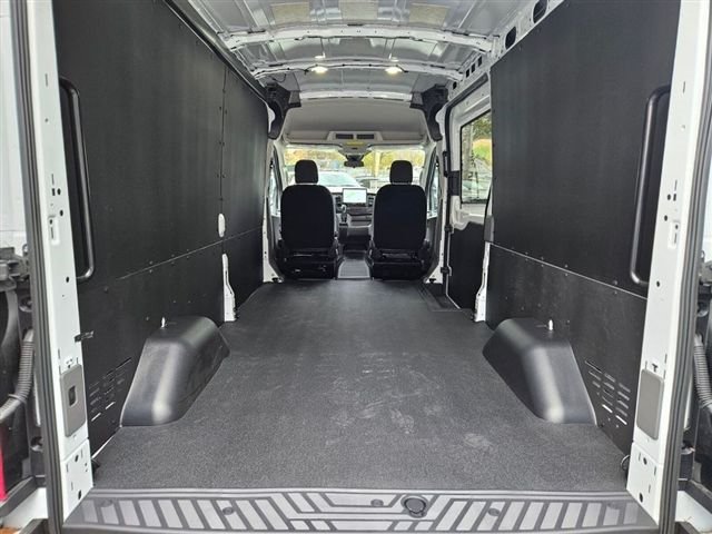 New 2024 Ford Transit 250 148 Medium Roof w/ Load Area Protection Package RWD image 23