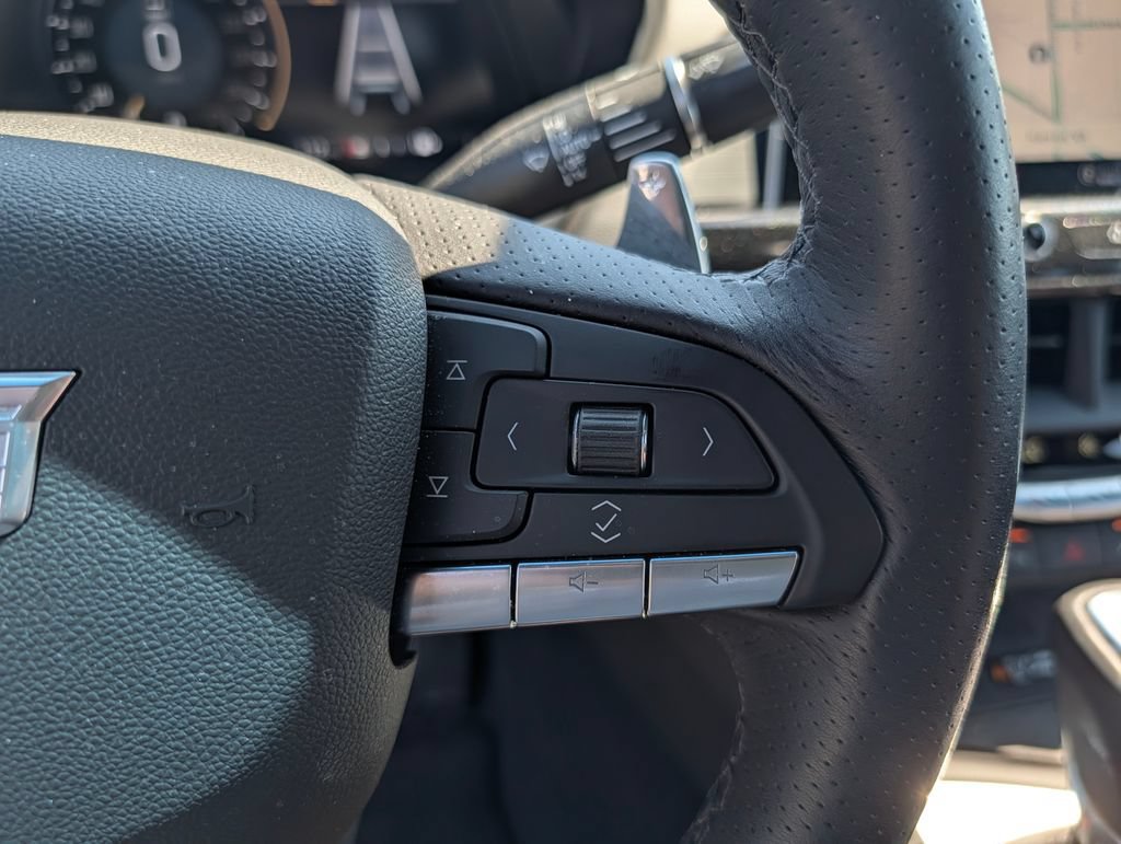 Used 2025 Cadillac CT4 Sport RWD image 11