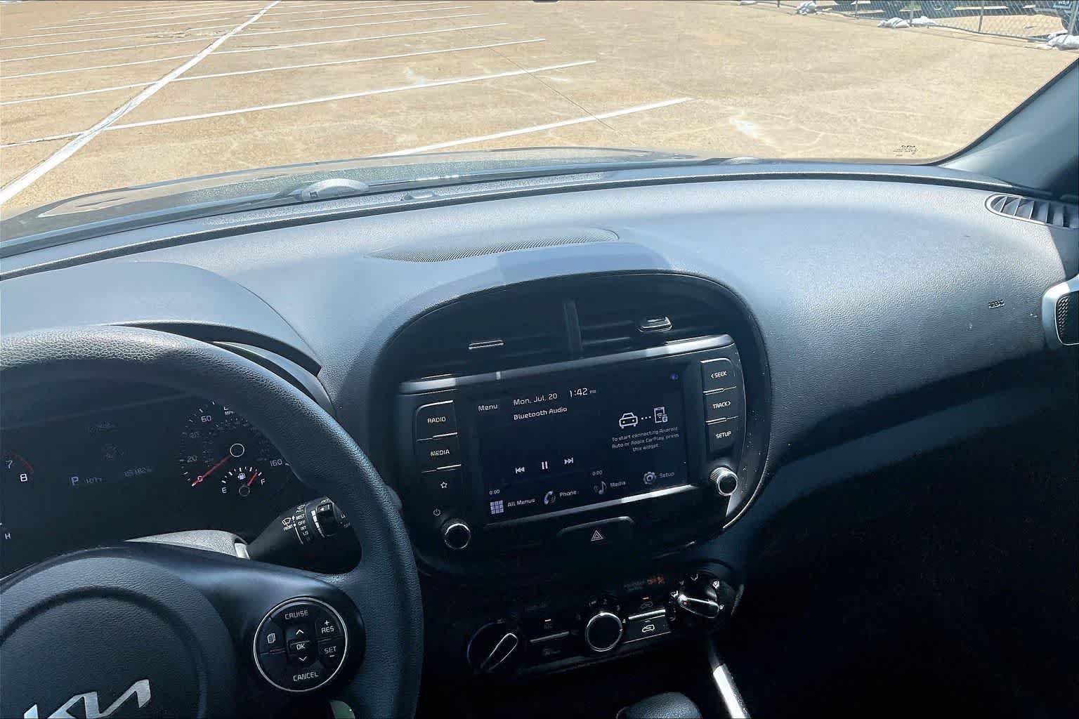 Used 2022 Kia Soul LX w/ Technology Package FWD image 13