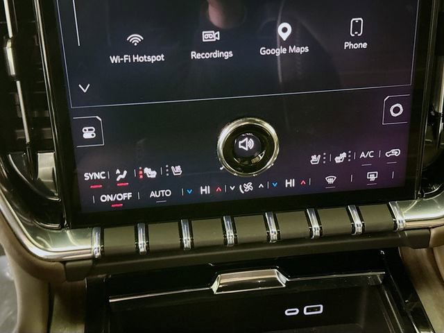 Used 2026 GMC Yukon XL Denali Ultimate image 15