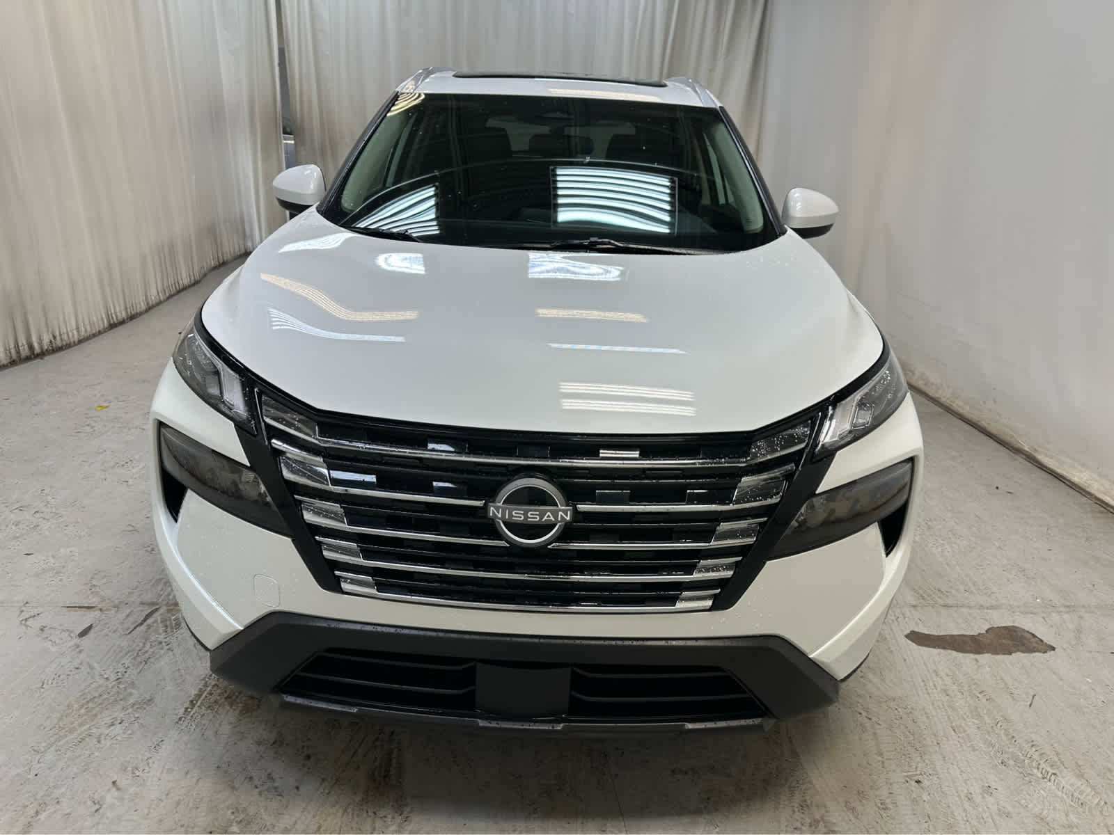 New 2026 Nissan Rogue SV image 8