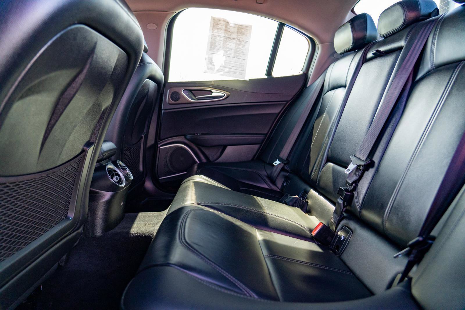 Used 2020 Alfa Romeo Giulia Ti image 15