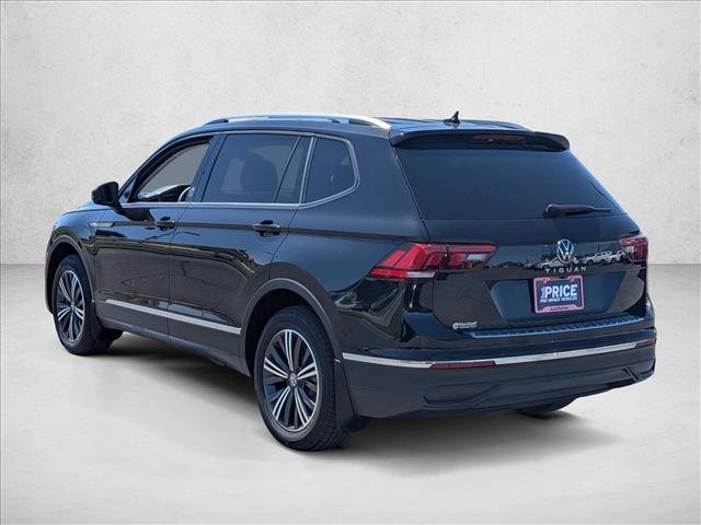 Used 2024 Volkswagen Tiguan Wolfsburg Edition FWD image 10