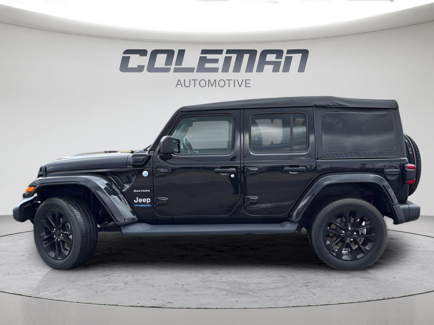 Used 2021 Jeep Wrangler Unlimited Sahara w/ Cold Weather Group image 2