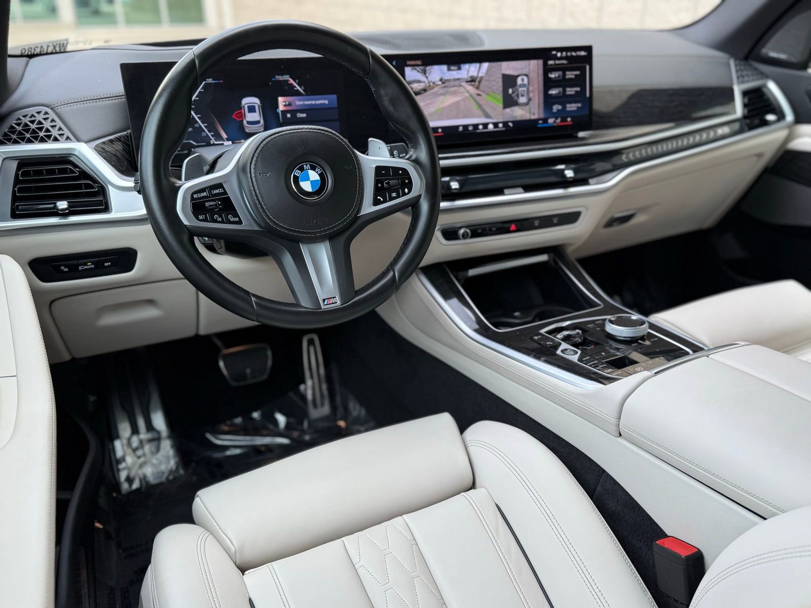 Used 2024 BMW X5 xDrive40i w/ Executive Package image 31