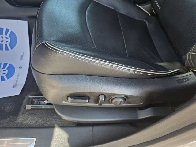 Used 2020 GMC Terrain Denali w/ Denali Premium Package AWD/4WD image 20