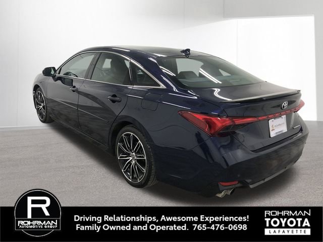 Used 2022 Toyota Avalon Touring w/ Advanced Safety Package image 4