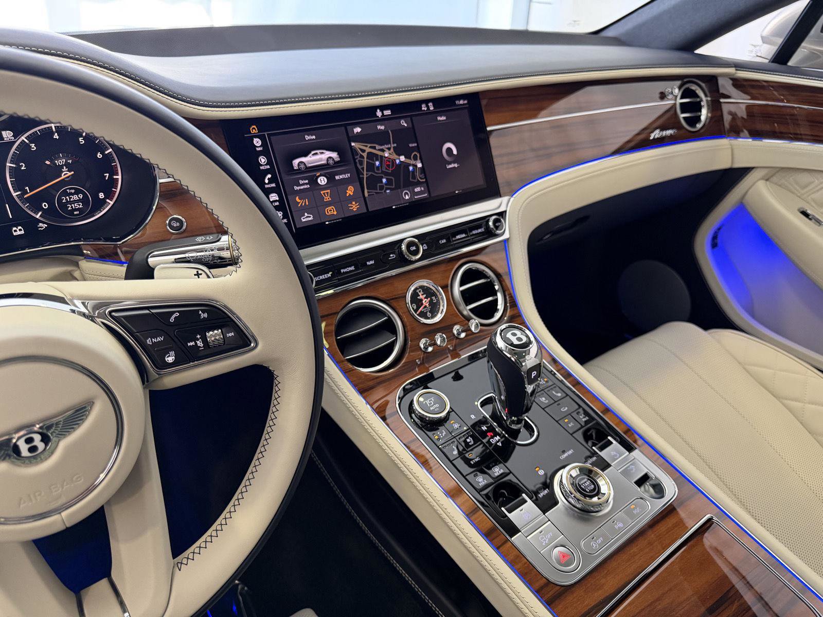 Used 2023 Bentley Continental GT Azure image 17