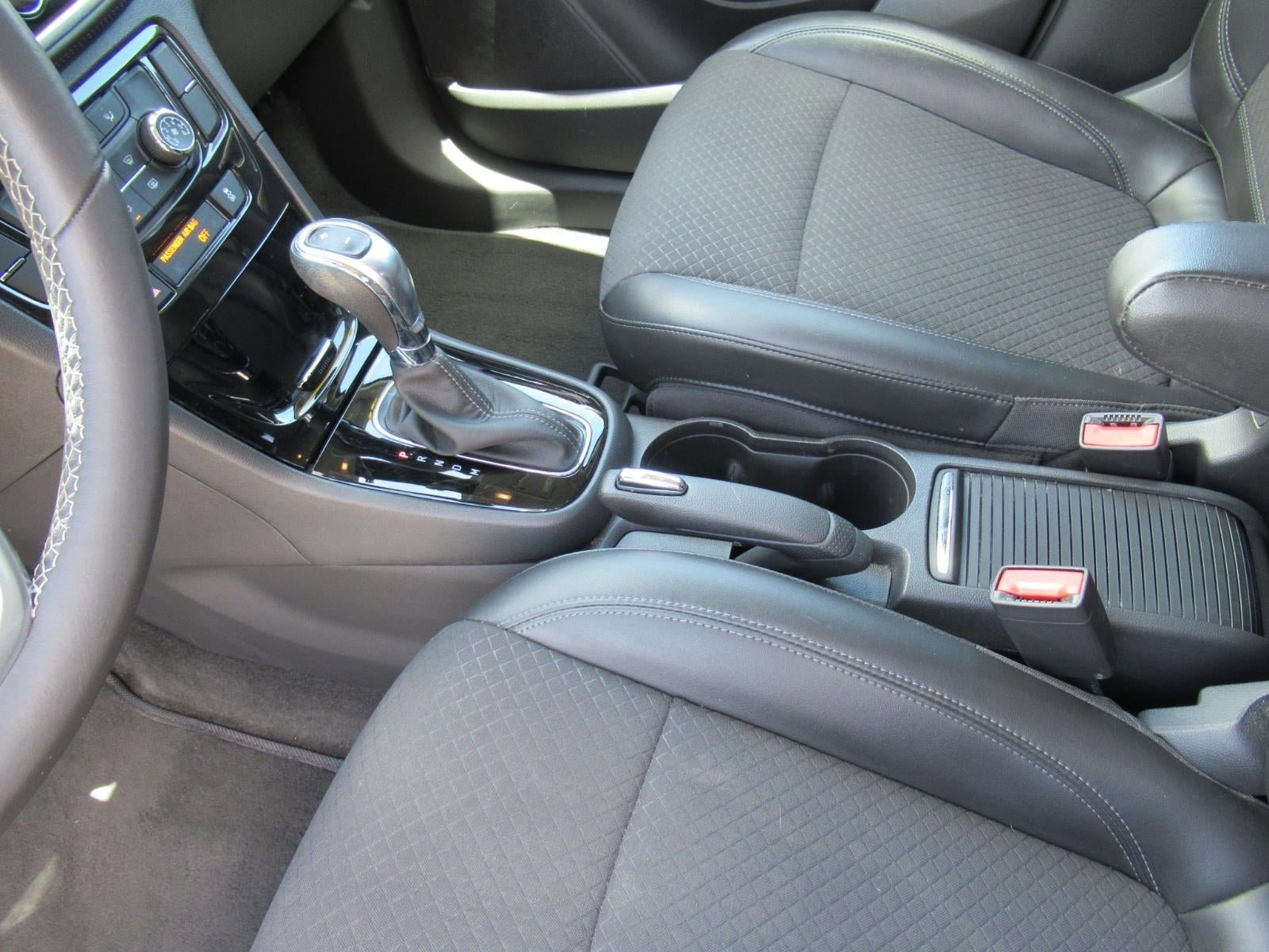 Used 2021 Buick Encore Preferred w/ Safety Package AWD/4WD image 17