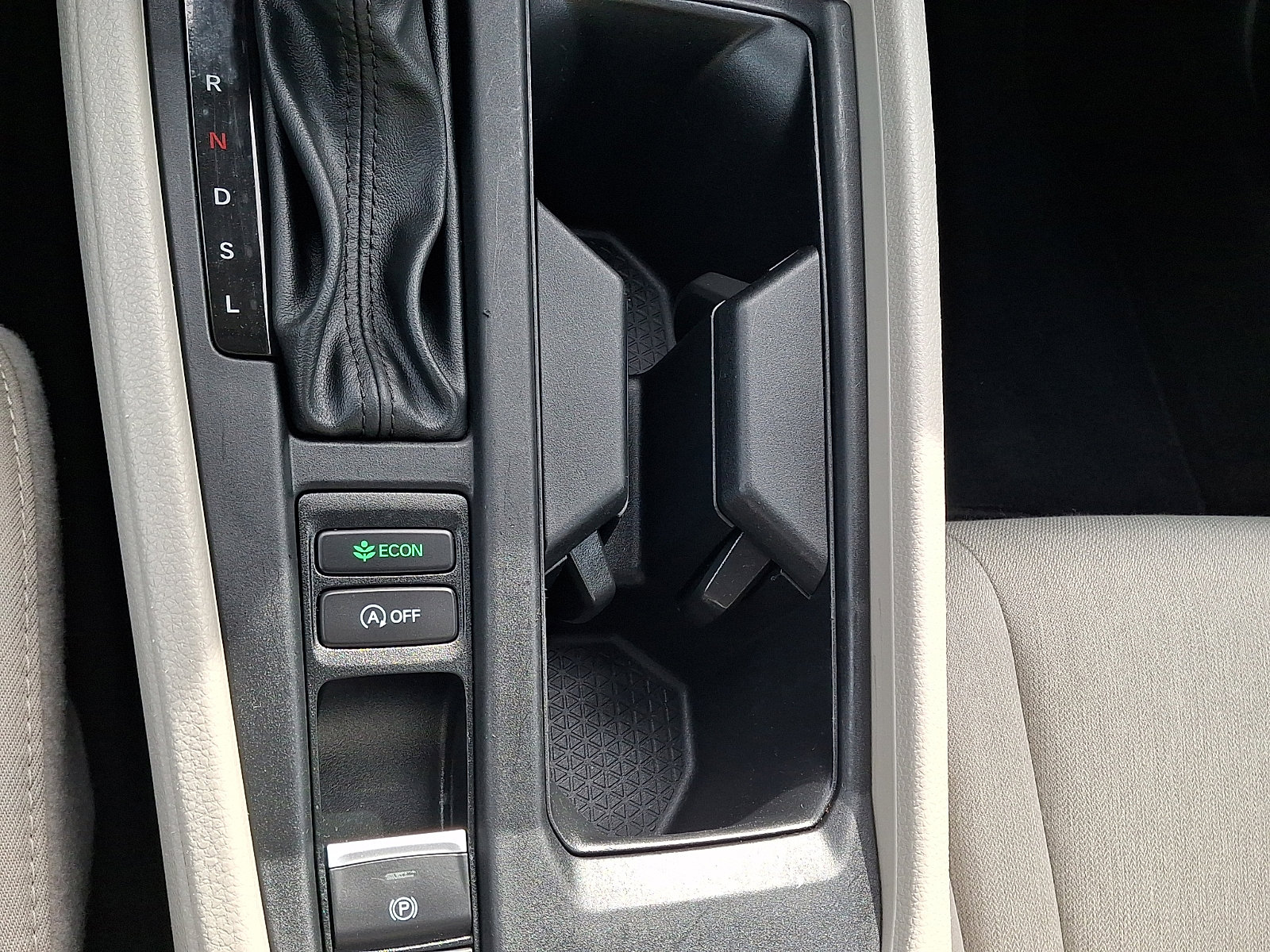 Used 2023 Honda Accord EX image 25