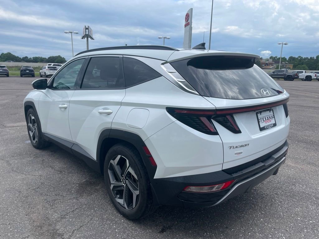 Used 2022 Hyundai Tucson Limited w/ Cargo Package FWD image 2