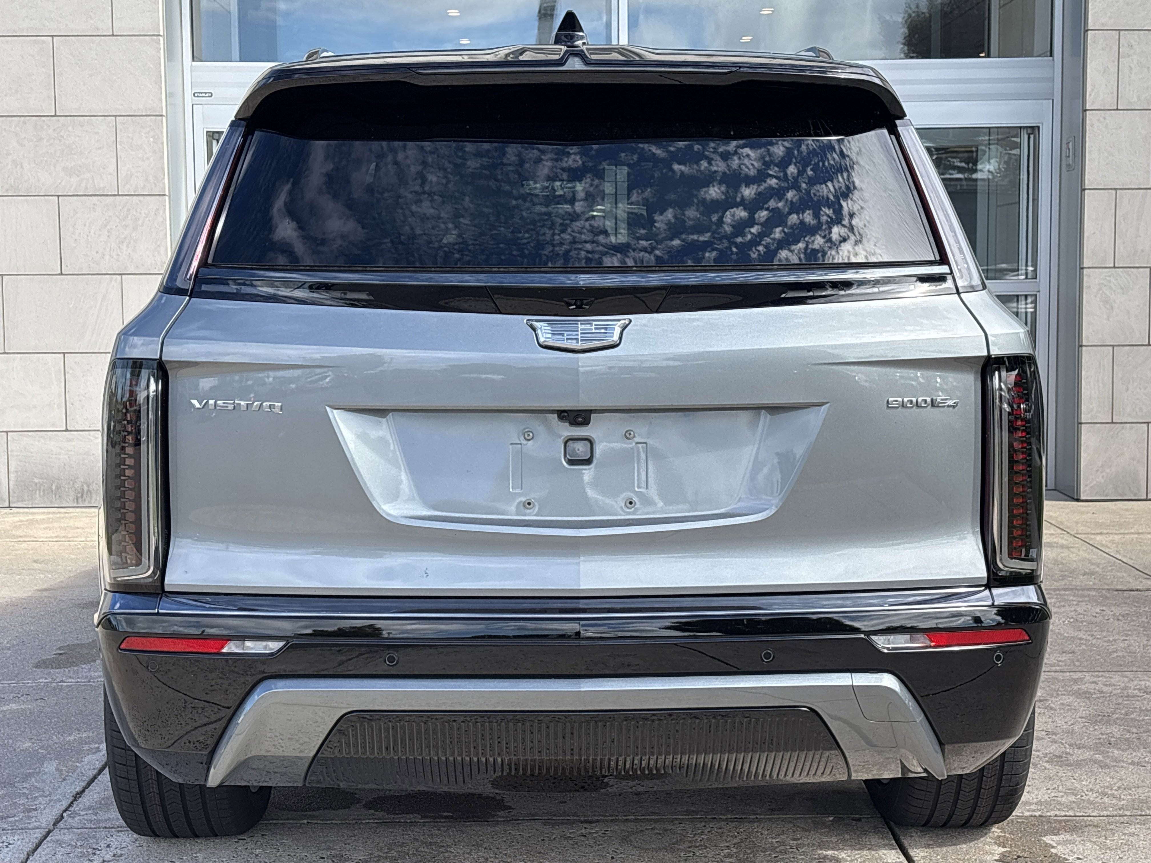 New 2026 Cadillac Vistiq Sport image 7