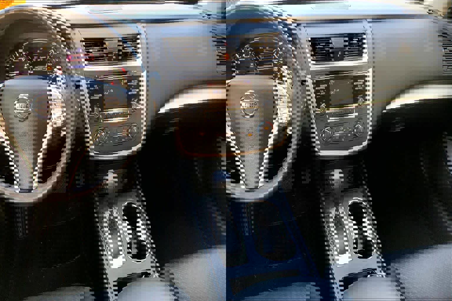 Used 2017 Nissan Altima 2.5 SR w/ Midnight Edition Package image 7