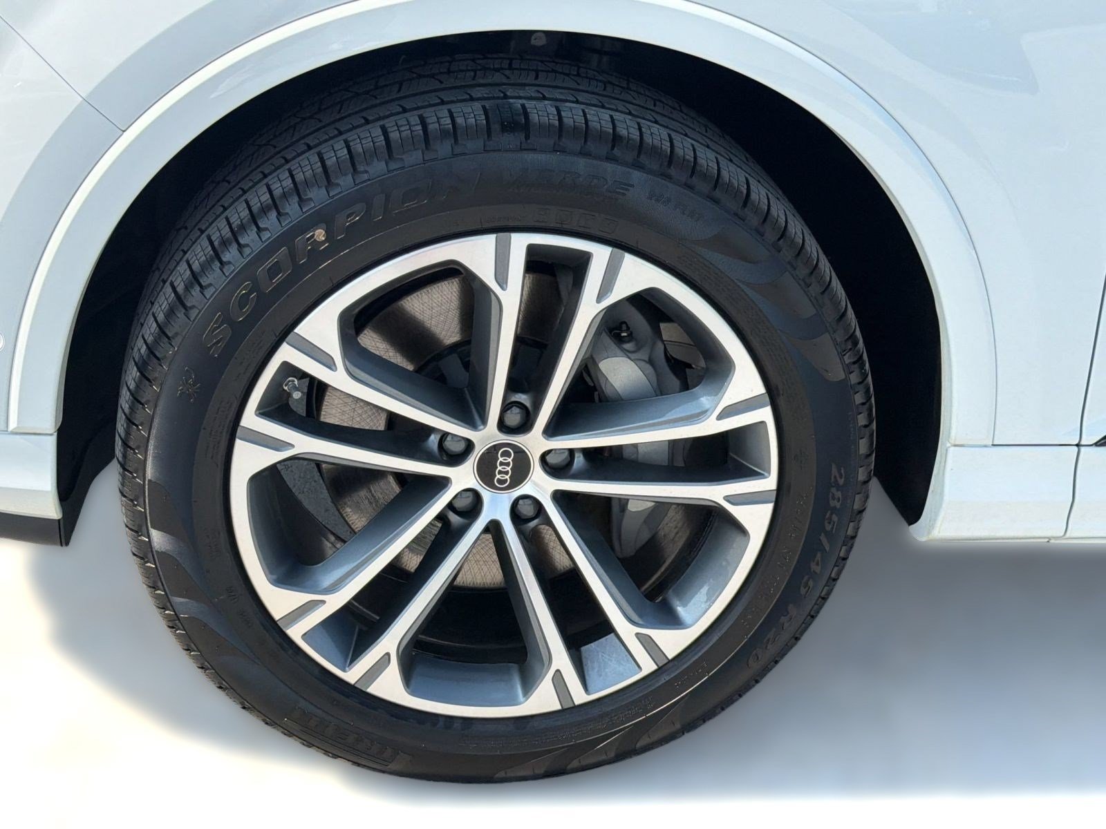 New 2026 Audi Q7 2.0T Premium w/ Convenience Plus Package AWD/4WD image 13