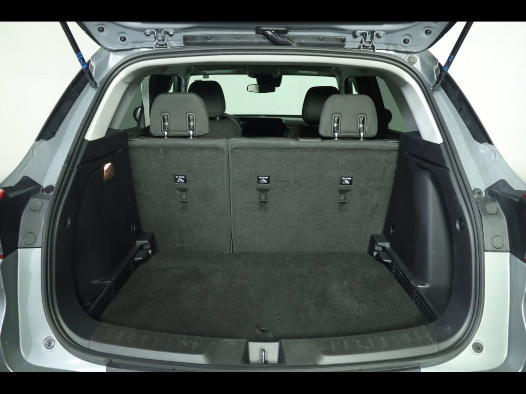 Used 2025 Chevrolet TrailBlazer LT image 9