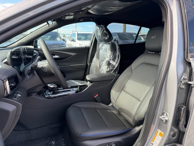 New 2026 Buick Envista Sport Touring w/ Convenience I Package FWD image 9