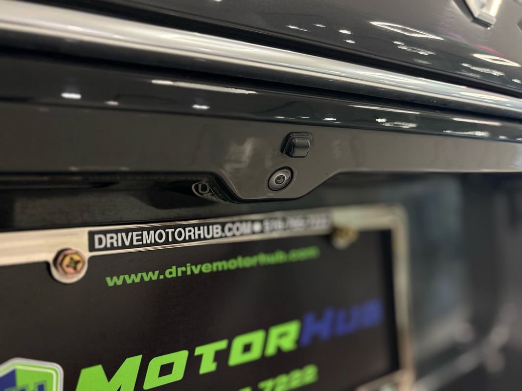 Used 2022 Jeep Wagoneer Series III w/ Premium Group I AWD/4WD image 46