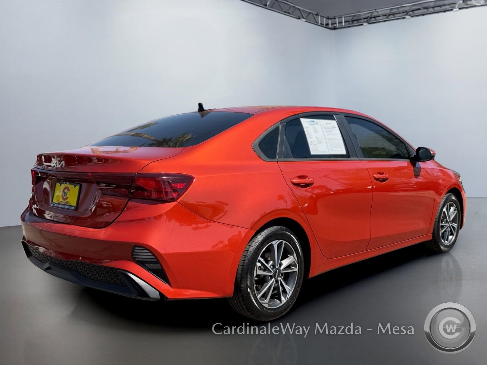 Used 2023 Kia Forte LXS w/ LXS Technology Package FWD image 4