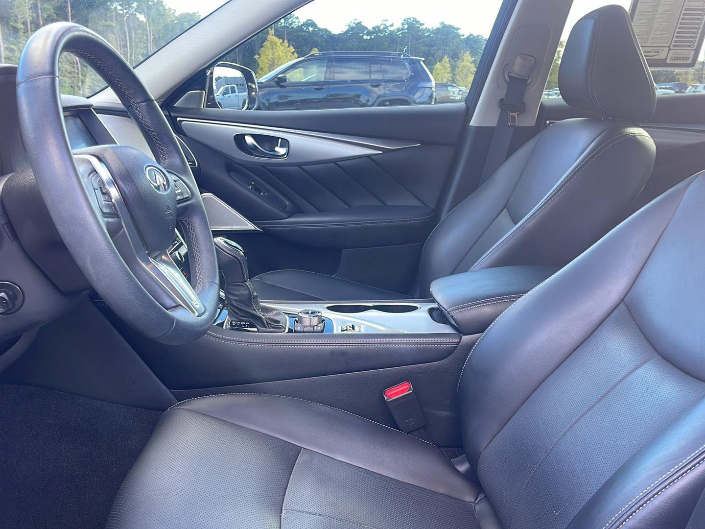 Used 2023 INFINITI Q50 Luxe w/ Cargo Package RWD image 18