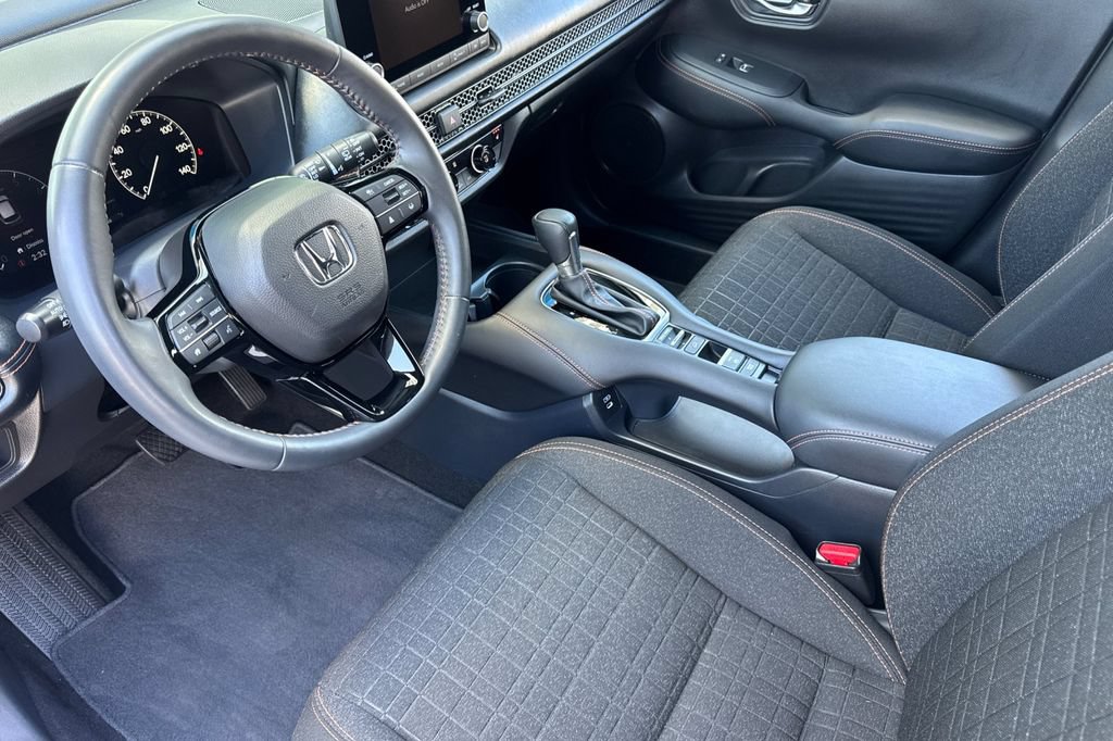Certified 2025 Honda HR-V Sport image 12