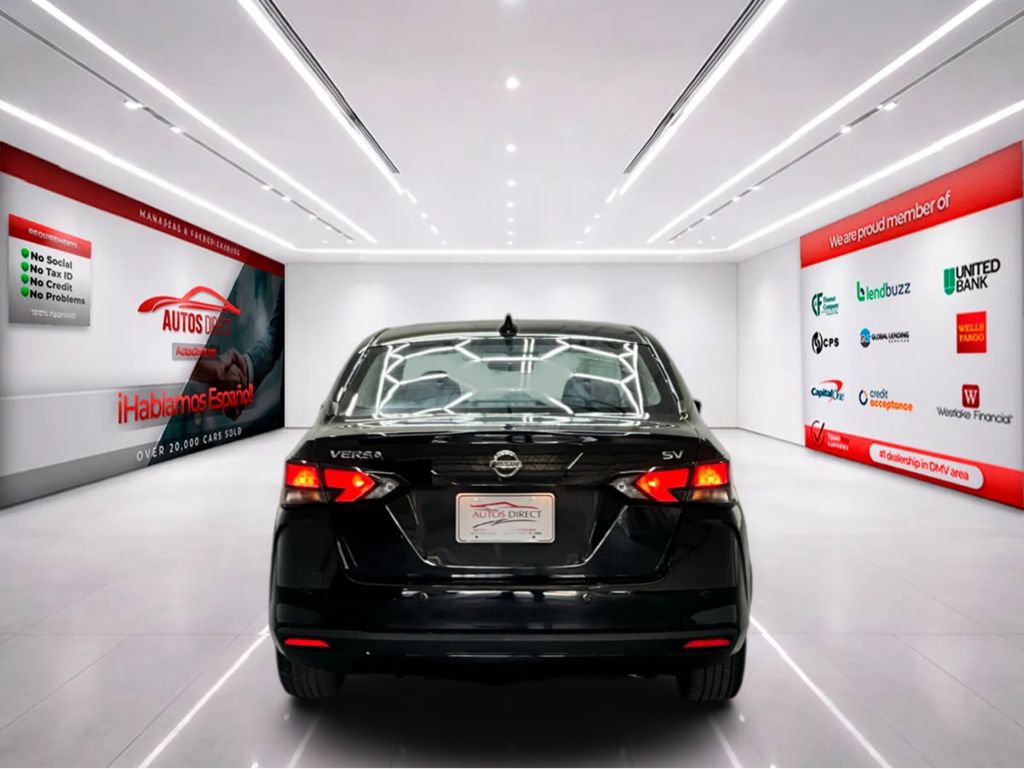 Used 2021 Nissan Versa SV image 6