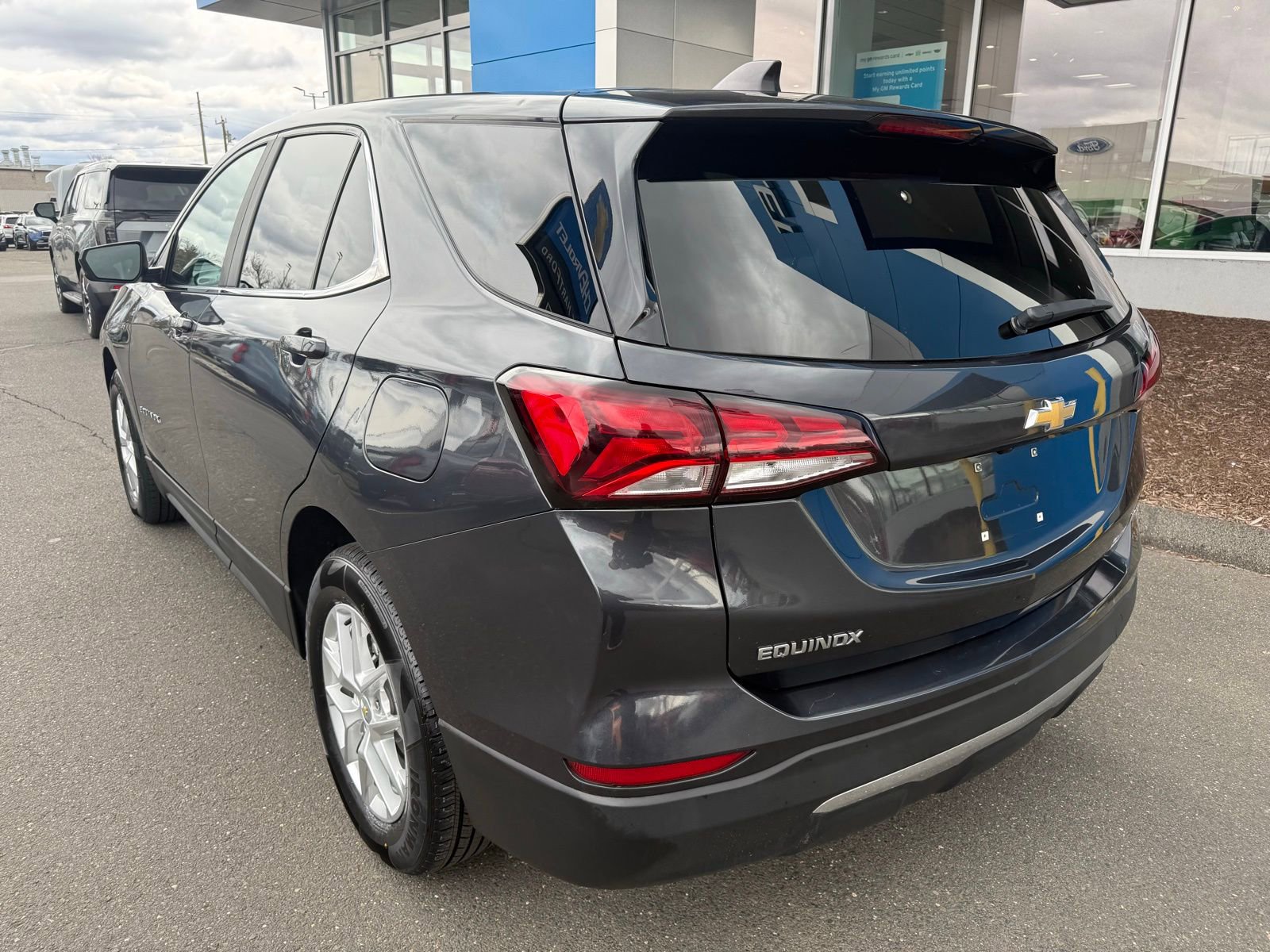 Used 2022 Chevrolet Equinox LT FWD image 9