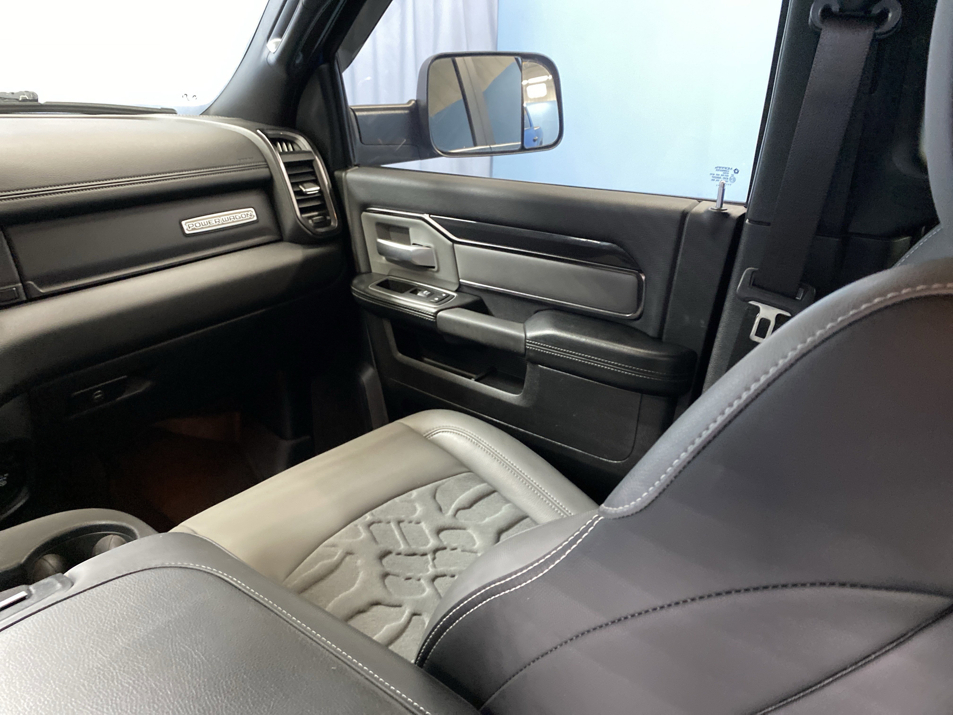 Used 2021 RAM 2500 Power Wagon image 26