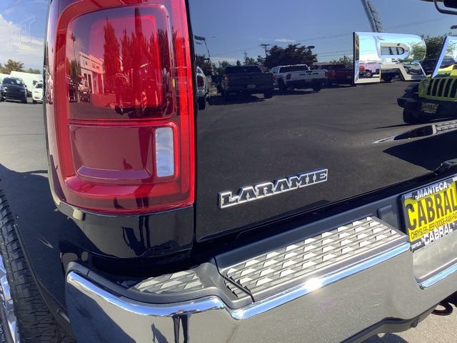 New 2026 RAM 2500 Laramie w/ Sport Appearance Package AWD/4WD image 52