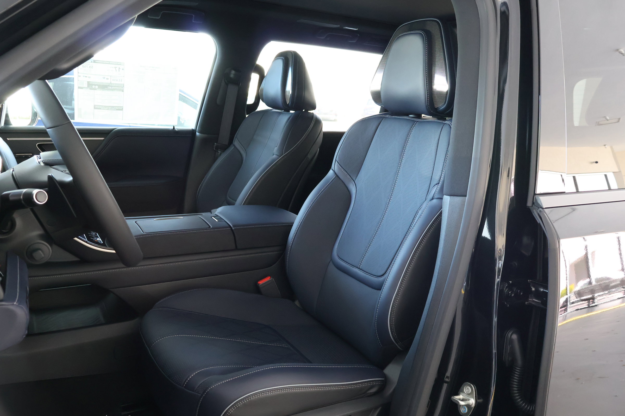 New 2026 INFINITI QX80 4WD image 13