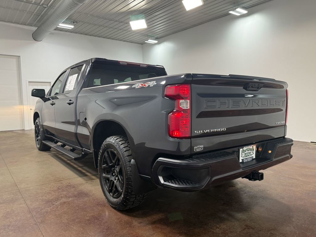Used 2023 Chevrolet Silverado 1500 Custom image 36