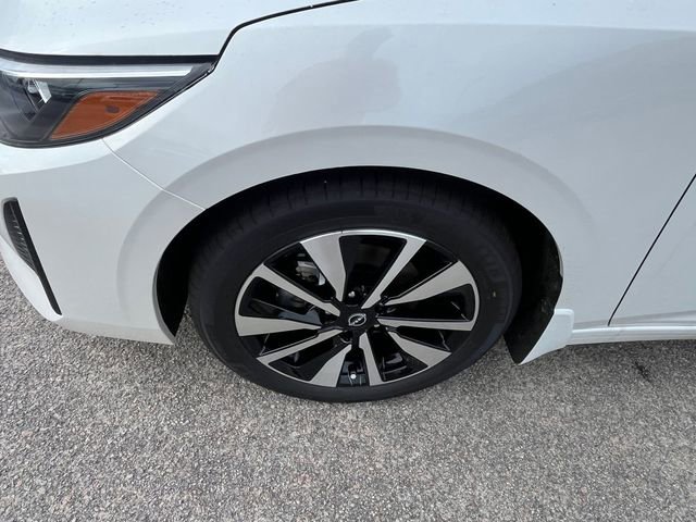 New 2025 Nissan Sentra SV w/ SV Premium Package FWD image 8