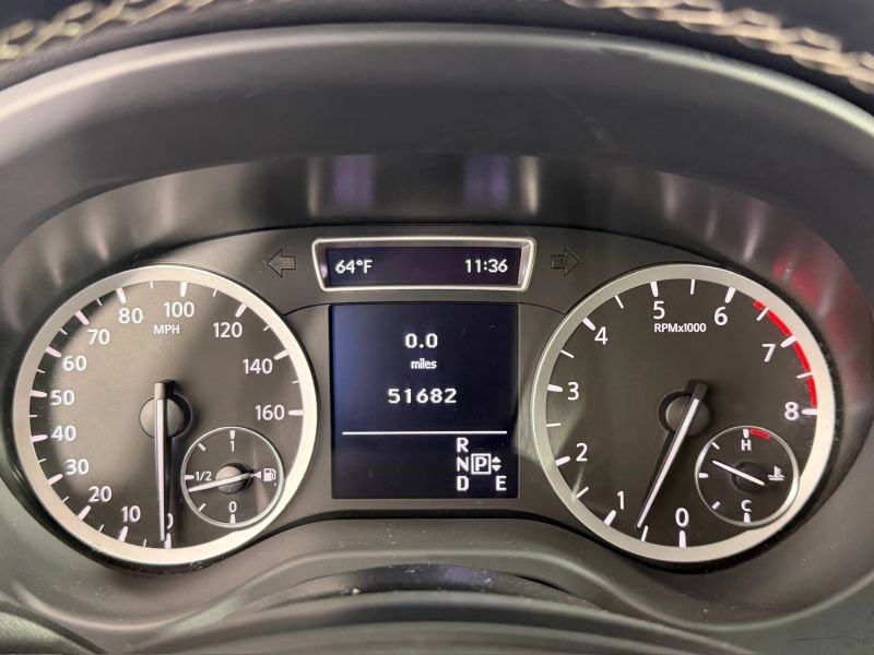 Used 2017 INFINITI QX30 FWD image 90