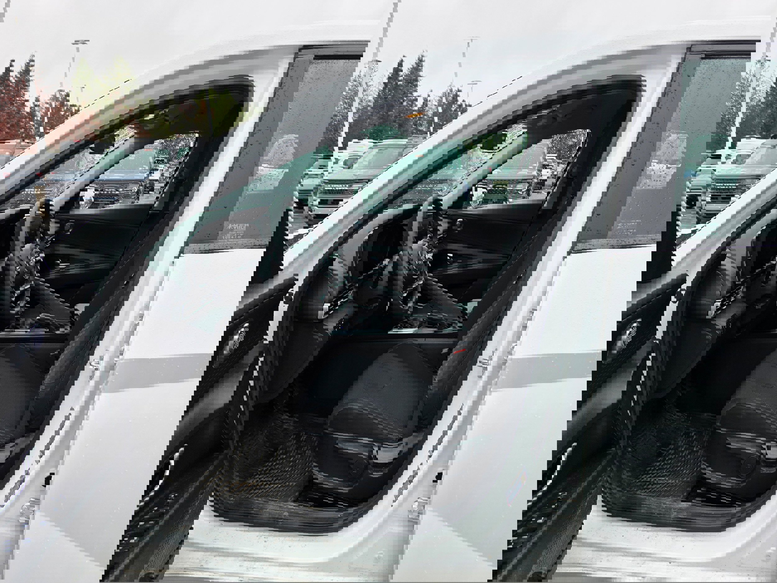 Used 2023 Hyundai Elantra SE image 18