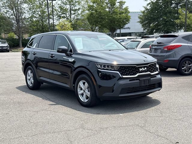 Used 2023 Kia Sorento LX